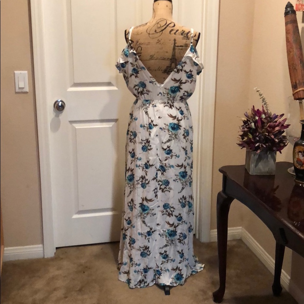 ❌SOLD OUT❌🌸Dress - Picture 5 of 6